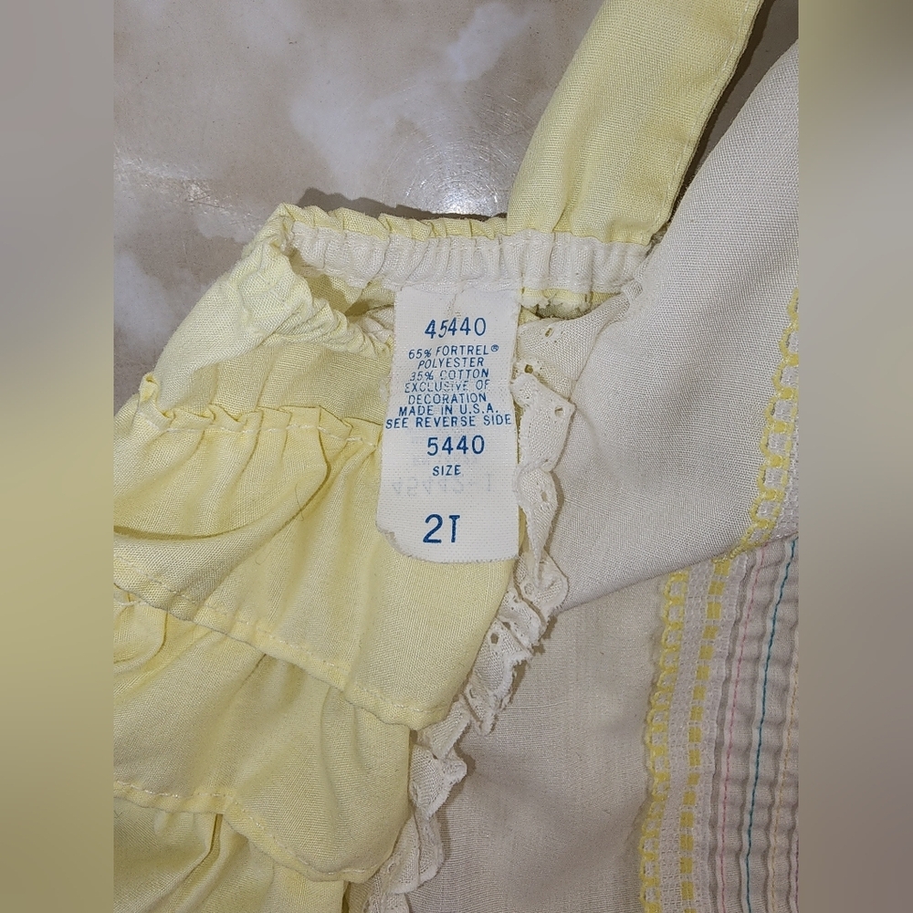 Vintage 2T Summer Ruffled Romper - Picture 4 of 4